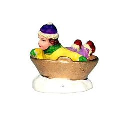 Kerstdorp<Kerstdorp kind in tobbe slee 3cm